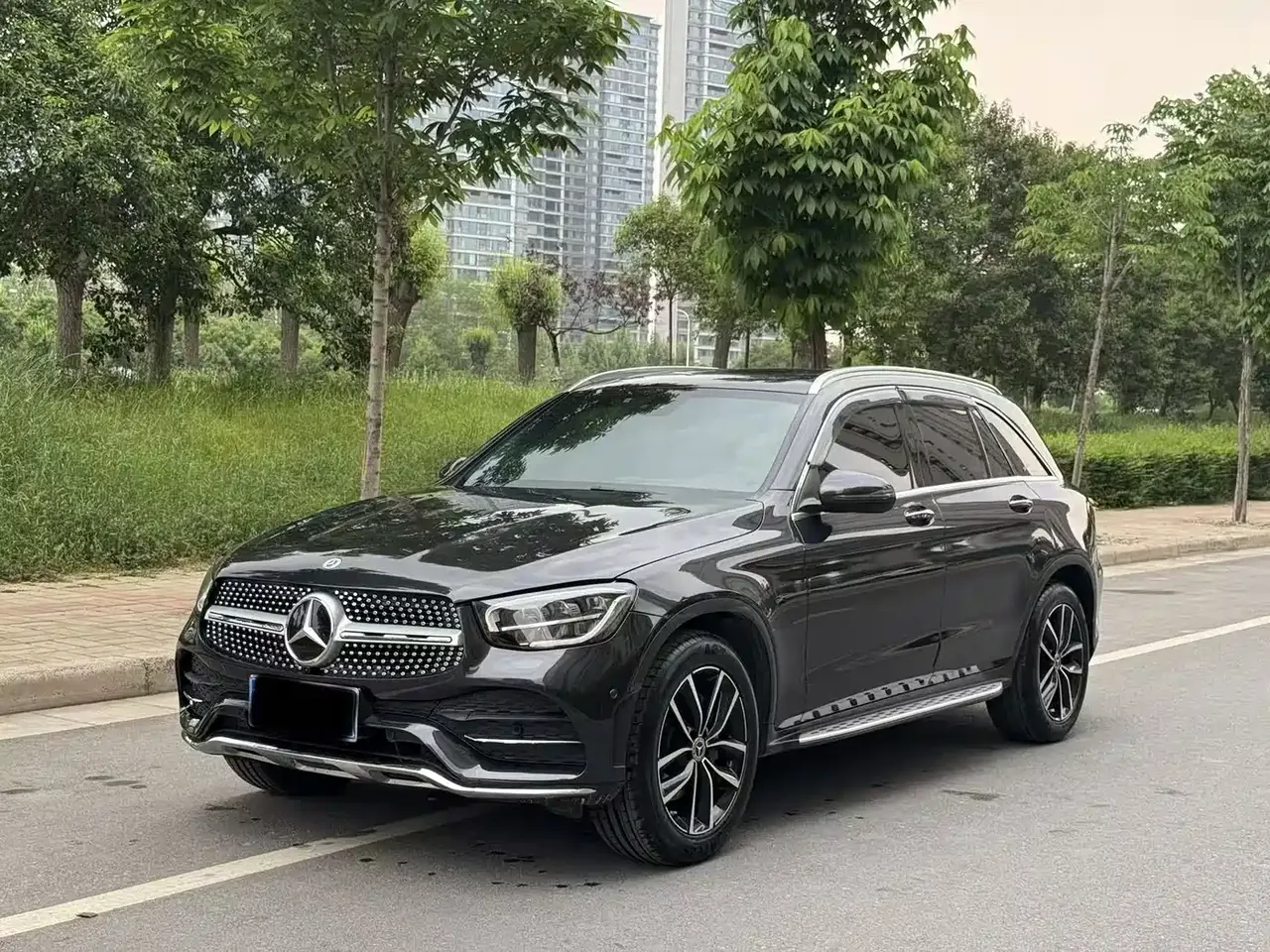 Mercedes-Benz GLC 2021 GLC 300 L 4MATIC Sporty фото 2