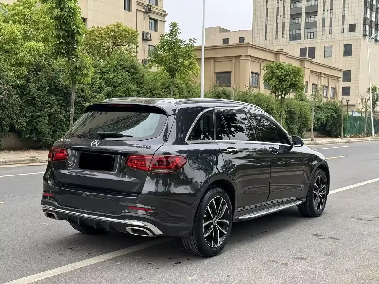 Mercedes-Benz GLC 2021 GLC 300 L 4MATIC Sporty фото 4