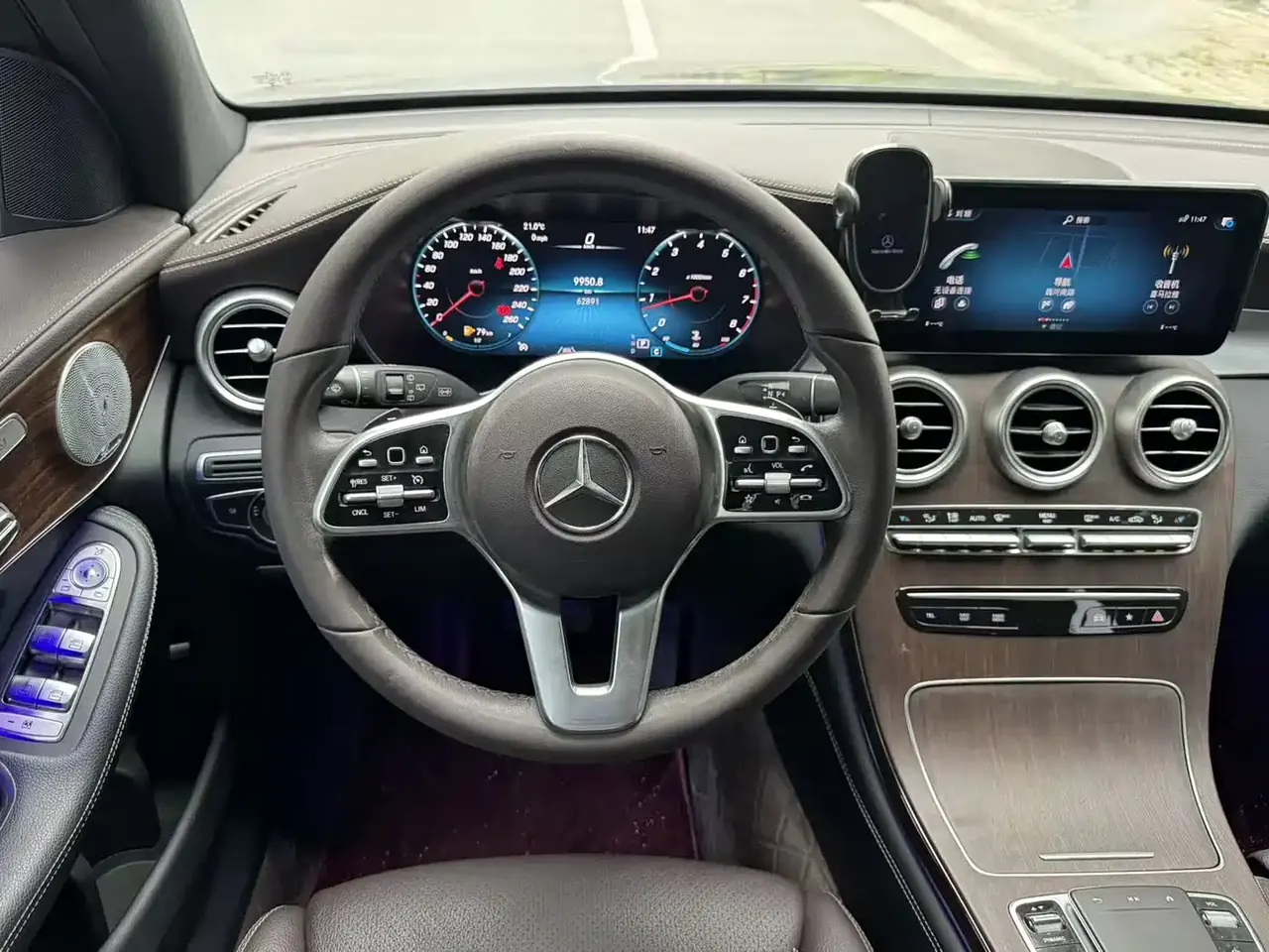 Mercedes-Benz GLC 2021 GLC 300 L 4MATIC Sporty фото 14