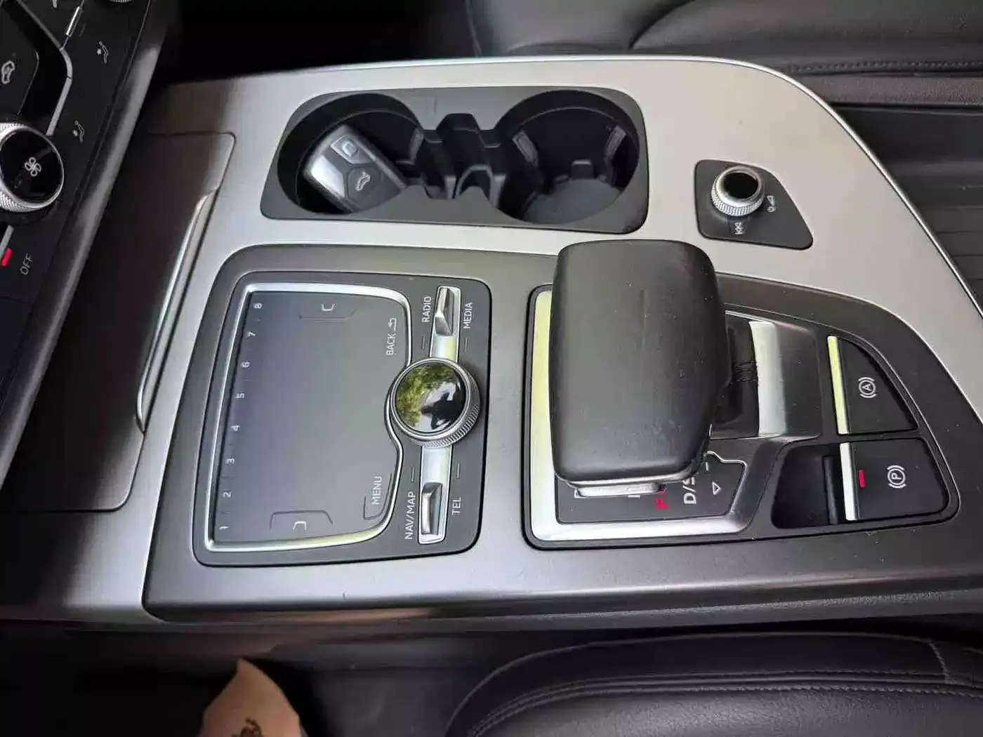 Audi Q7 2016 45 TFSI Technology фото 10