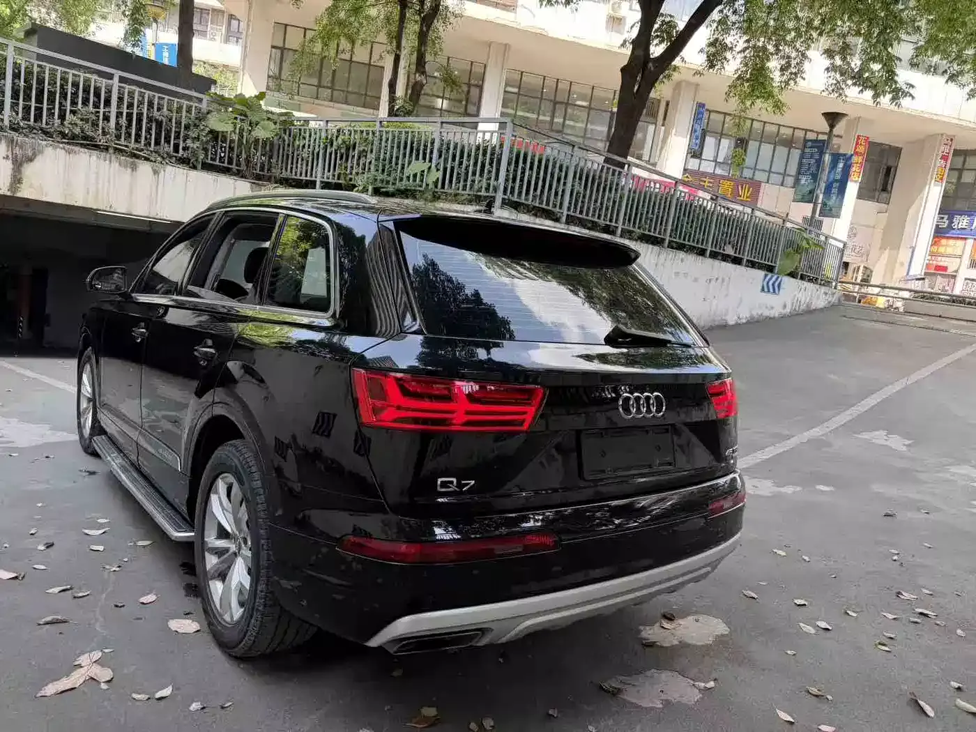 Audi Q7 2016 45 TFSI Technology фото 12