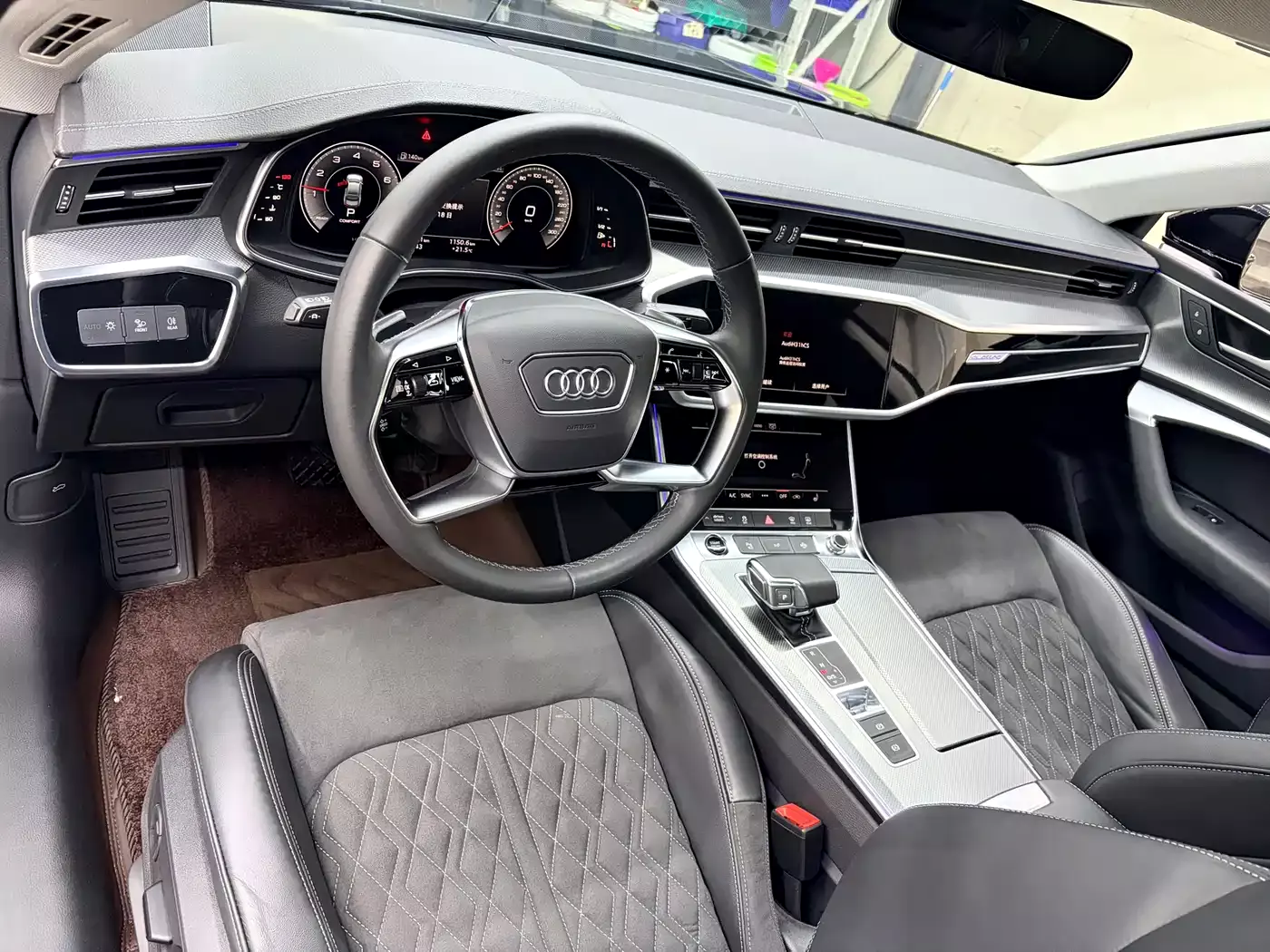 Audi A7L 2024 45TFSI S-line Dream Edition Crystal Package фото 6