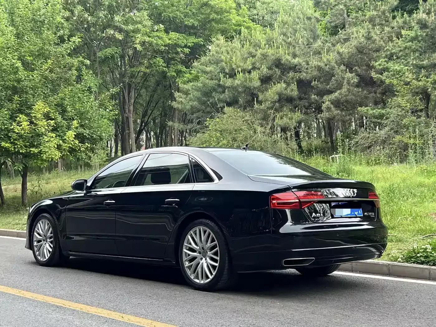 Audi A8 2017 A8L 45 TFSI quattro Luxury фото 4