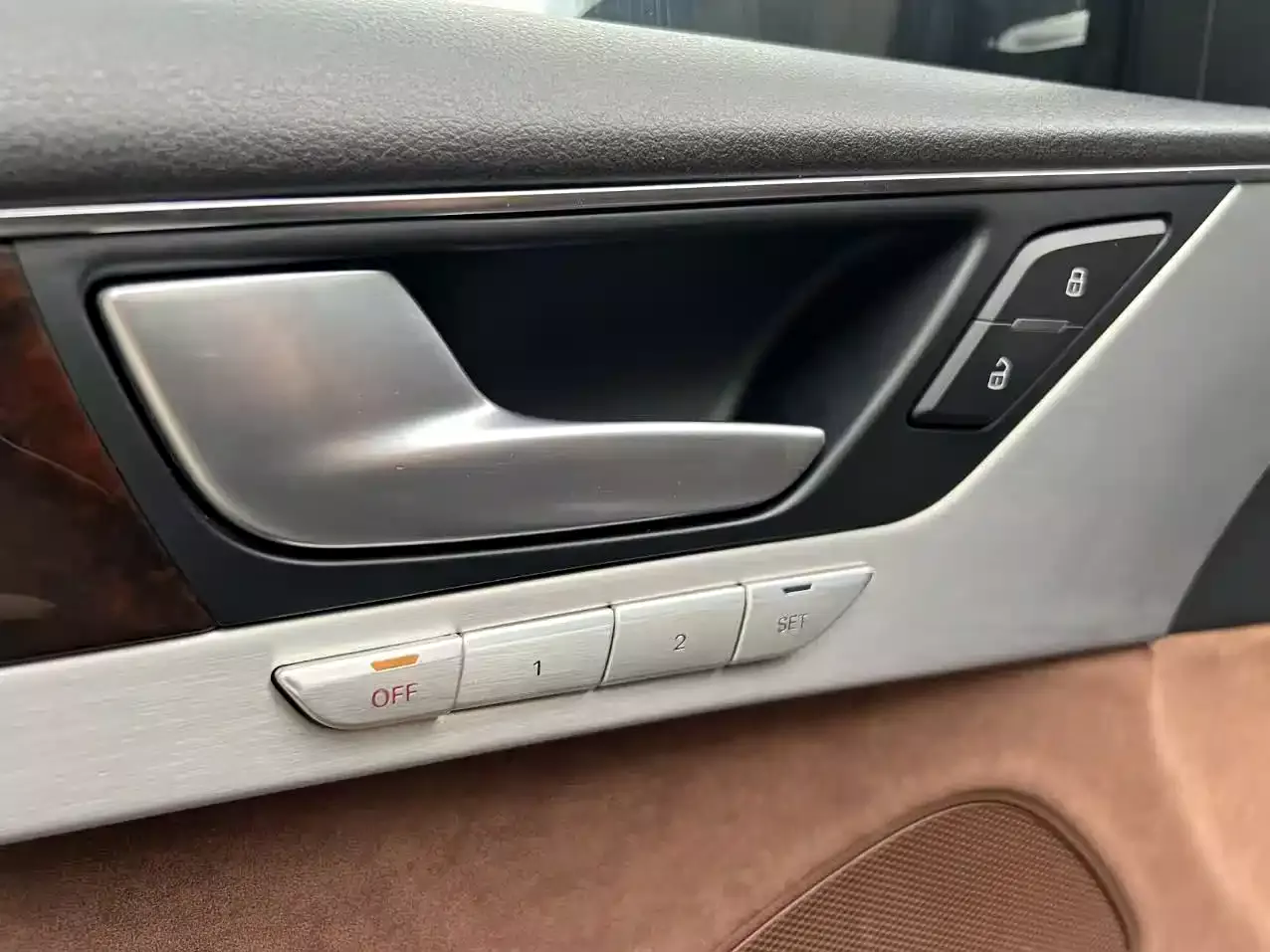 Audi A8 2017 A8L 45 TFSI quattro Luxury фото 8