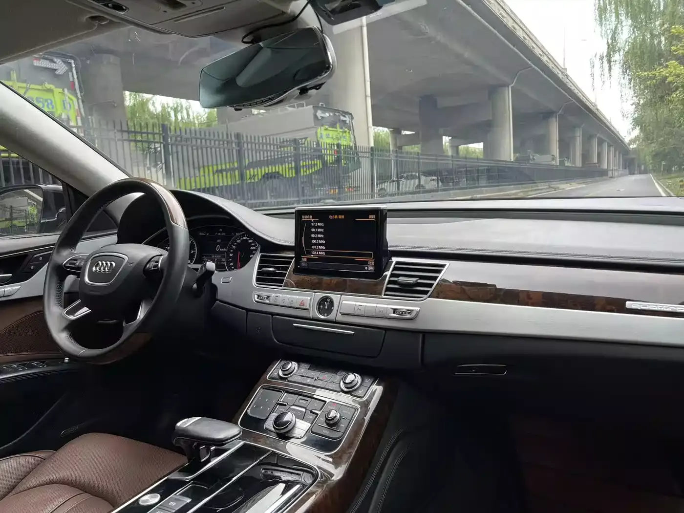 Audi A8 2017 A8L 45 TFSI quattro Luxury фото 19