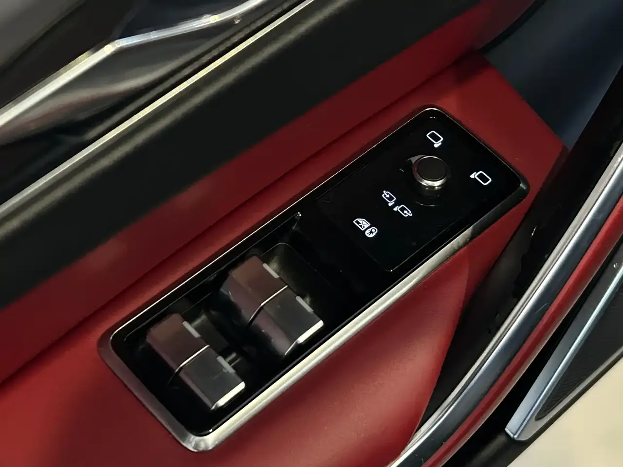 Jaguar F-PACE 2021 250PS R-Dynamic S фото 10