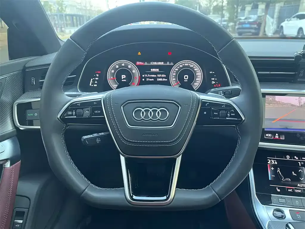 Audi A7L 2024 45 TFSI quattro Black Warrior Edition фото 7