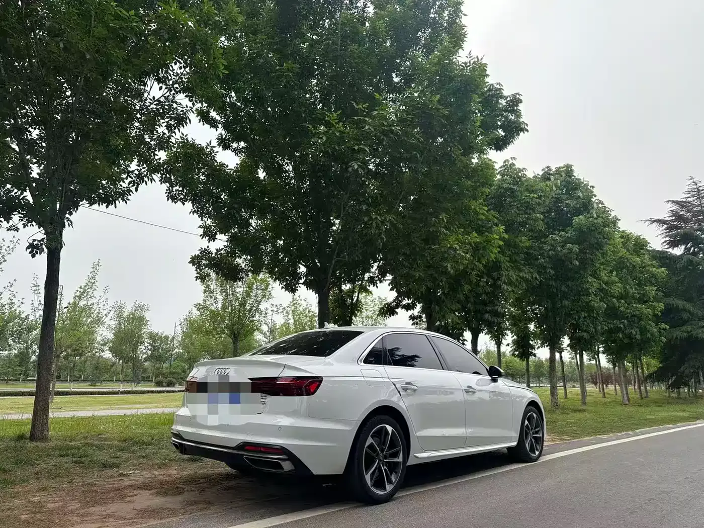 Audi A4L 2022 40 TFSI Fashion Dynamic фото 9