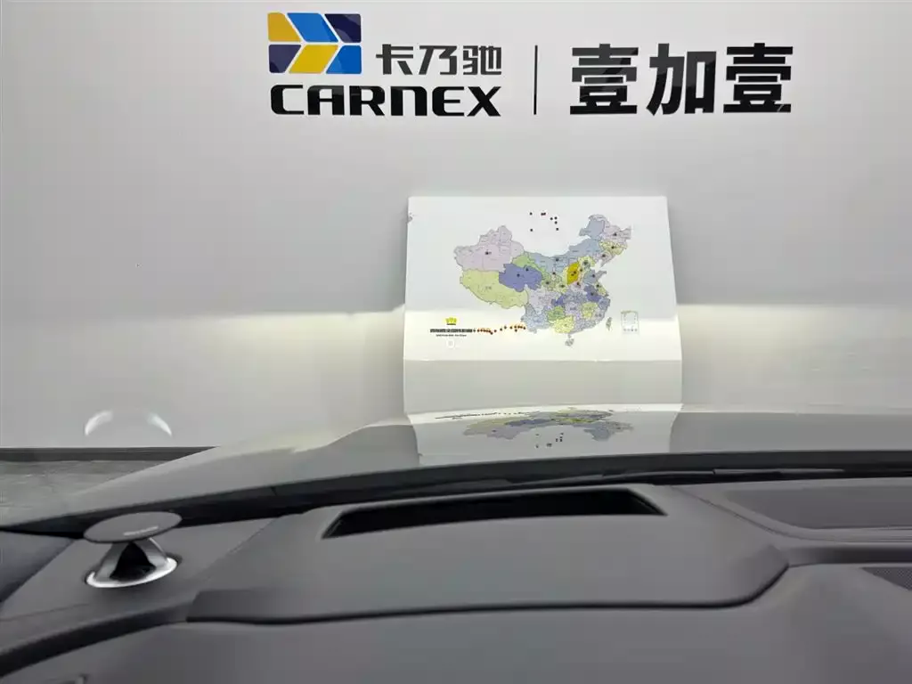 Audi SQ7 2024 4.0 TFSI Dark Knight Edition фото 14