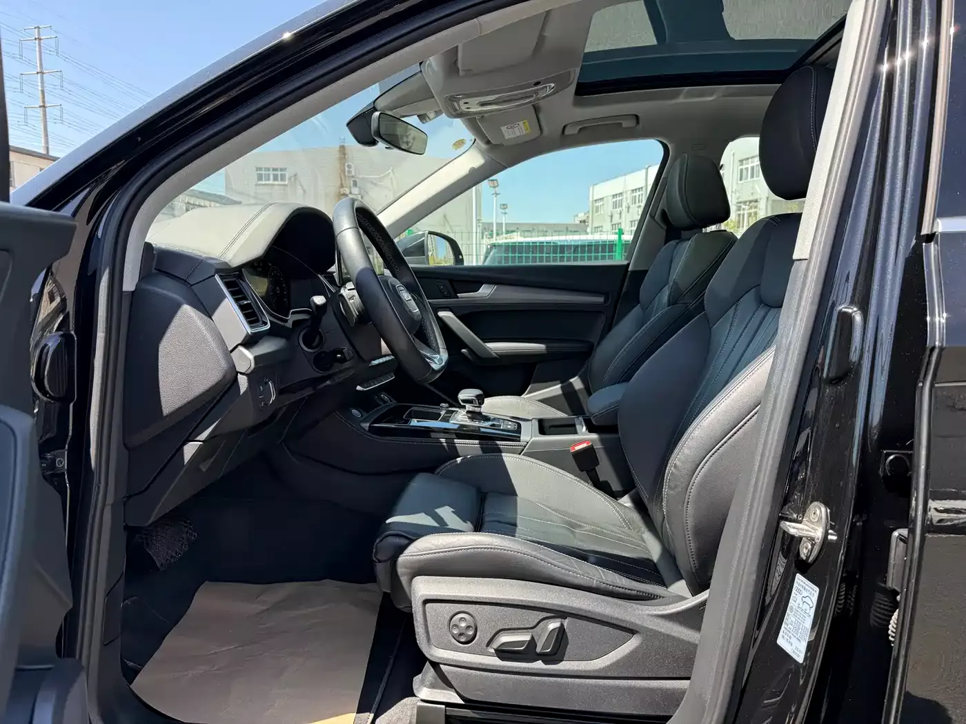 Audi Q5L 2022 40T Luxury Dynamic фото 18