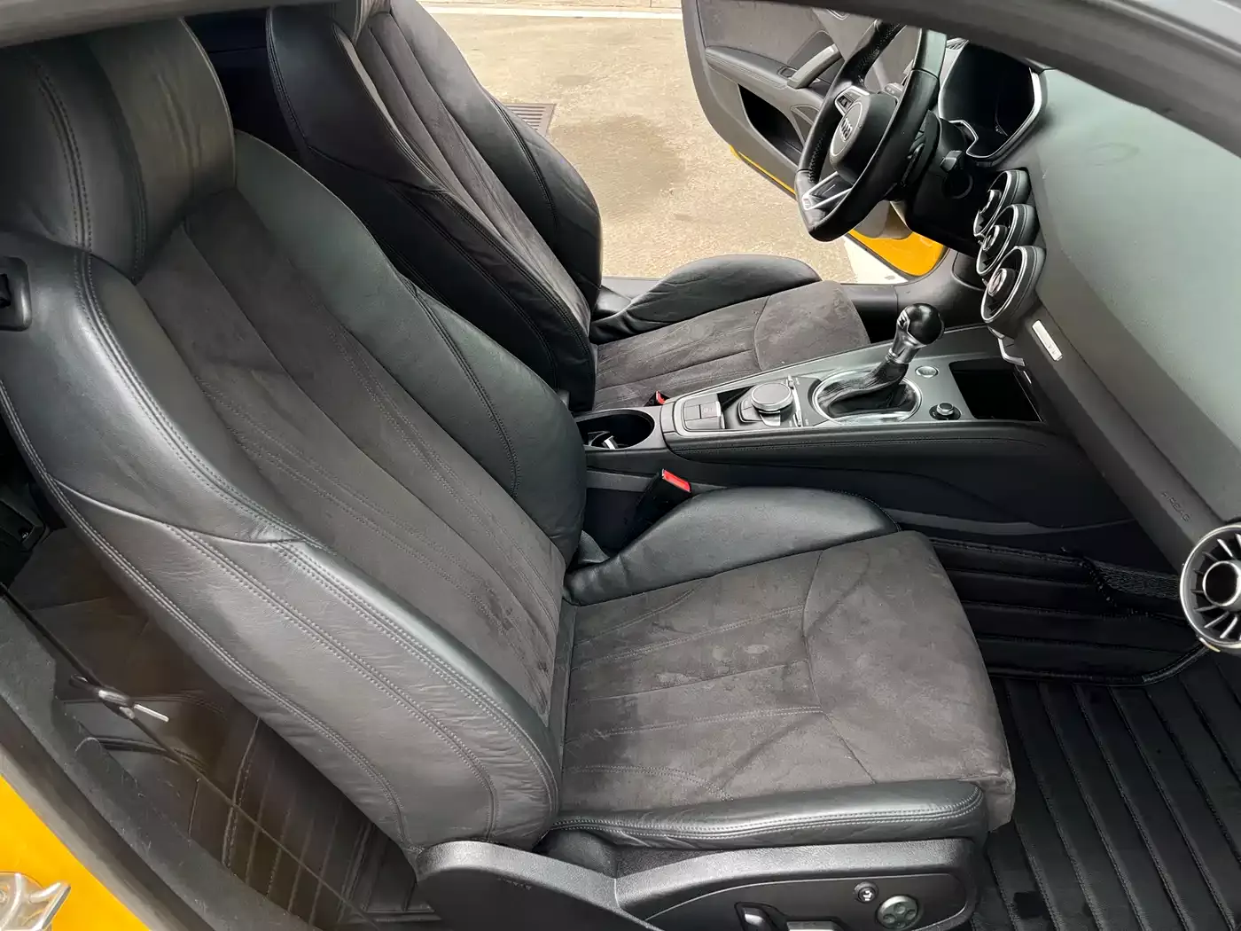 Audi TT 2015 TT Coupe 45 TFSI фото 7