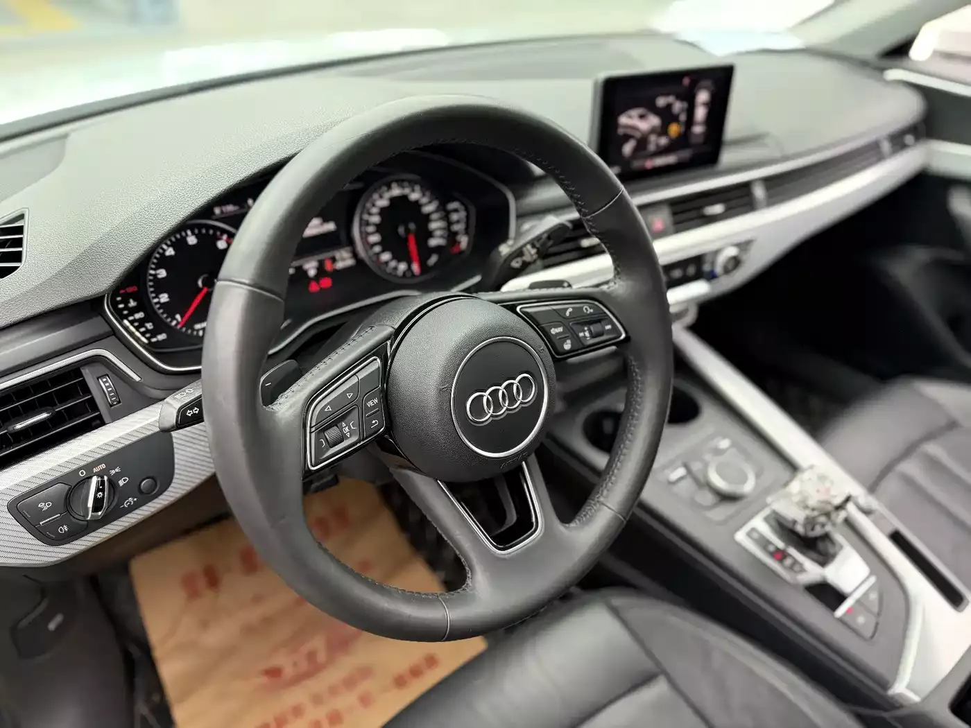 Audi A4L 2017 40 TFSI Fashion Edition фото 6