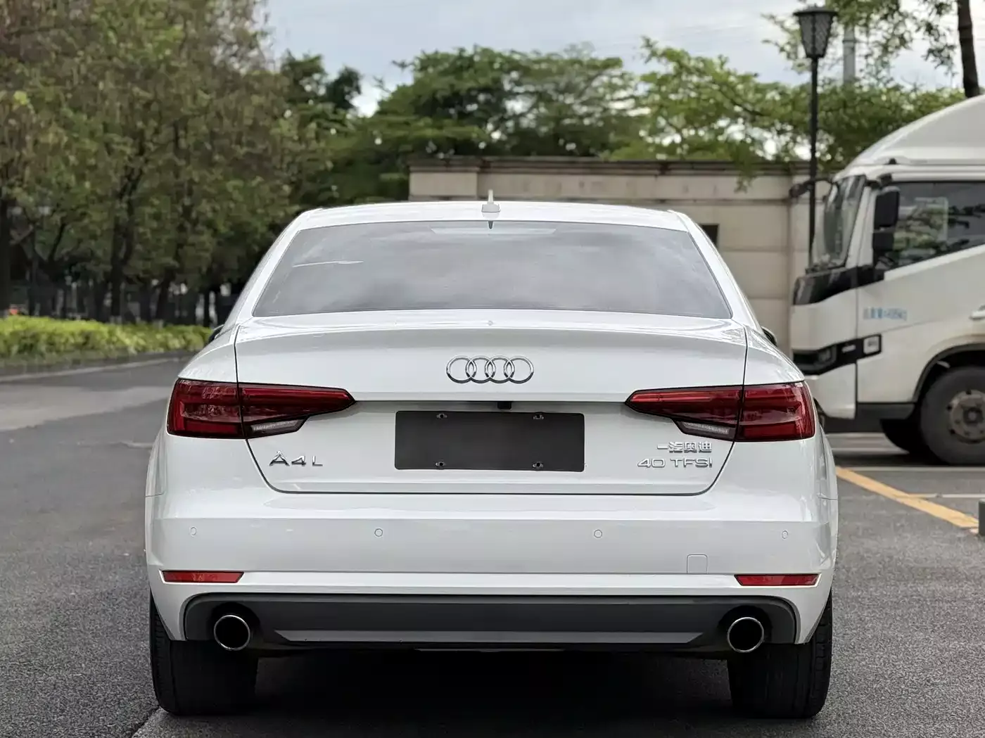 Audi A4L 2017 40 TFSI Fashion Edition фото 13