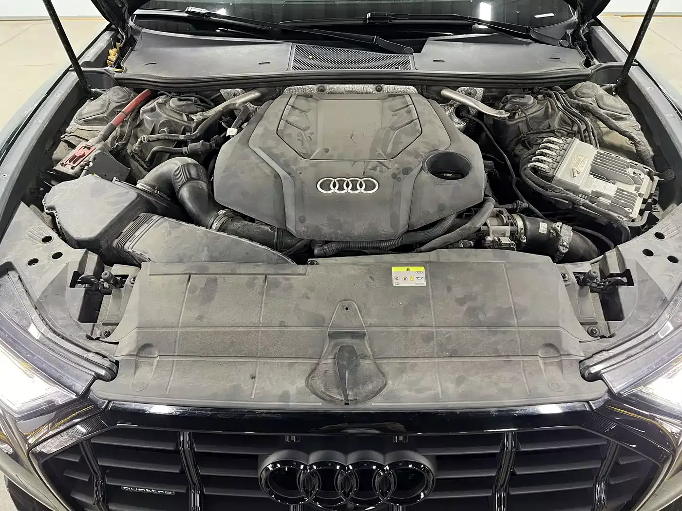 Audi A6 (Import) 2021 allroad quattro Explorer 55 TFSI Premium Off-road фото 21