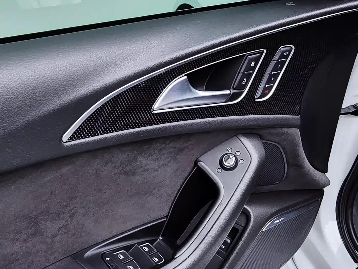 Audi S6 2013 S6 4.0TFSI фото 12