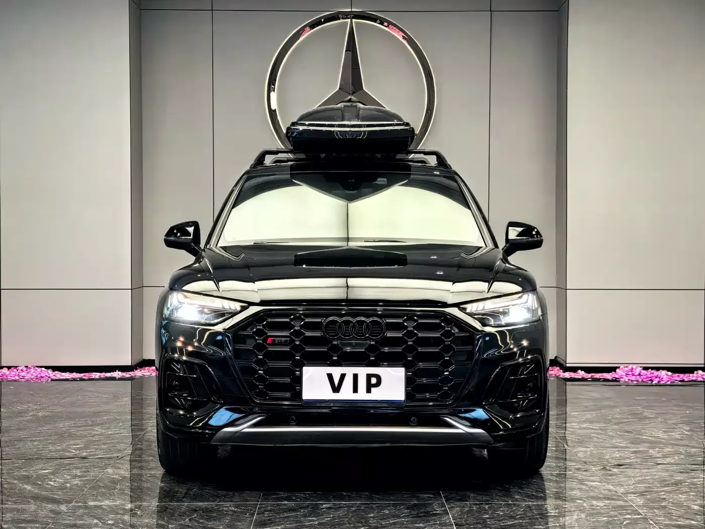 Audi SQ5 2023 3.0 TFSI quattro фото 2