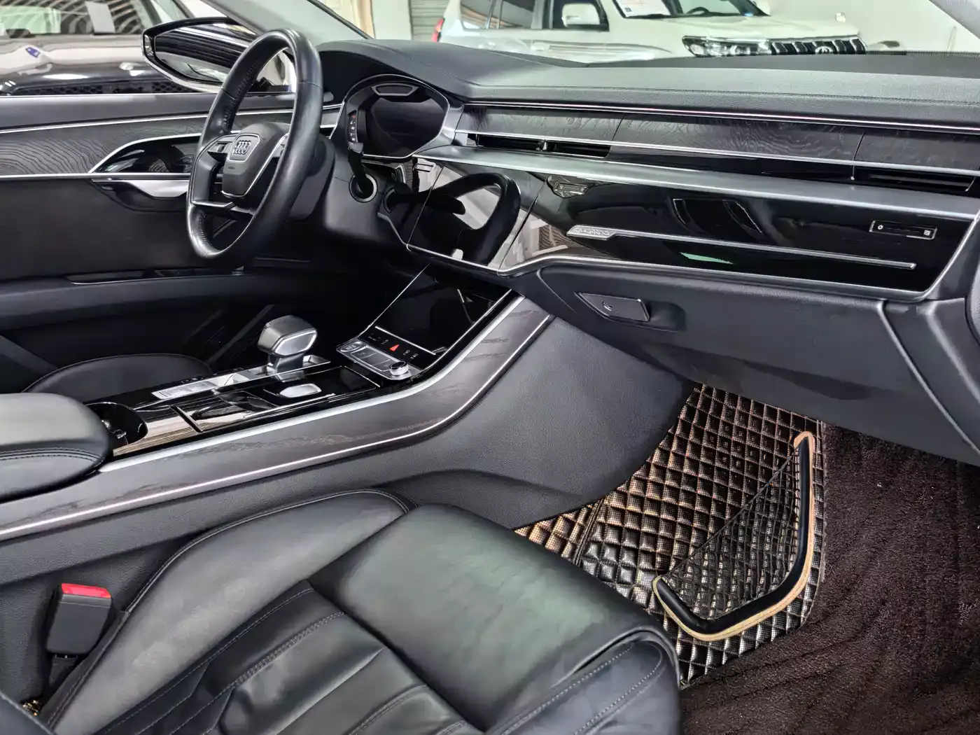 Audi A8 2019 Plus A8L 50 TFSI quattro Comfort фото 6