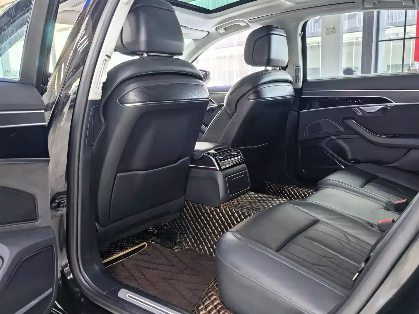 Audi A8 2019 Plus A8L 50 TFSI quattro Comfort фото 9
