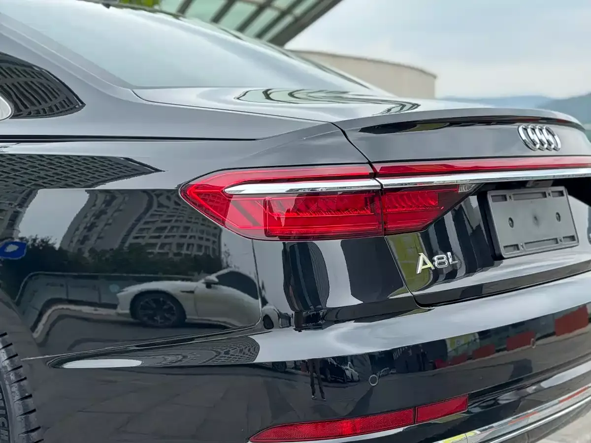 Audi A8 2018 A8L 55 TFSI quattro Launch Elite фото 17