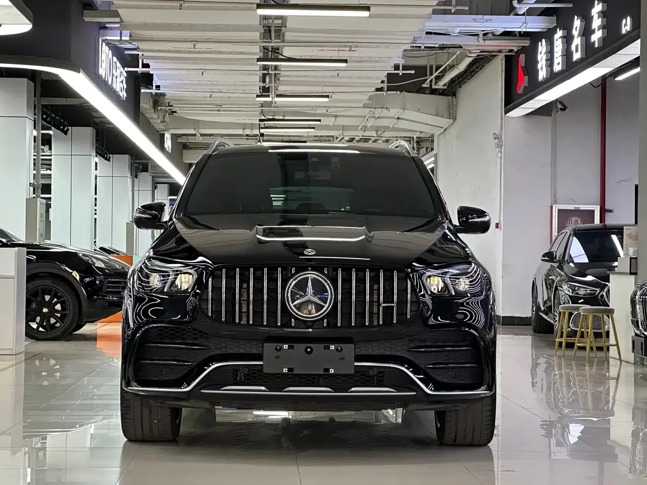 Mercedes-Benz GLE AMG 2023 AMG GLE 53 4MATIC+ фото 2