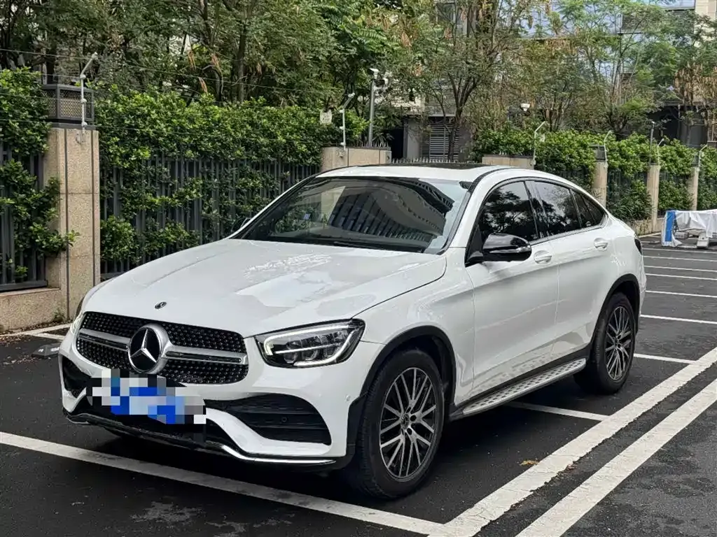 Mercedes-Benz GLC Coupe 2020 GLC 260 4MATIC Coupe SUV