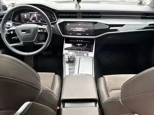 Audi A7L 2022 45 TFSI S-line Youth Dream Edition фото 5