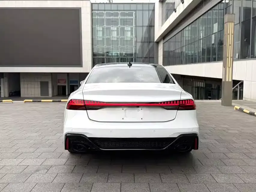 Audi A7L 2022 45 TFSI S-line Youth Dream Edition фото 9