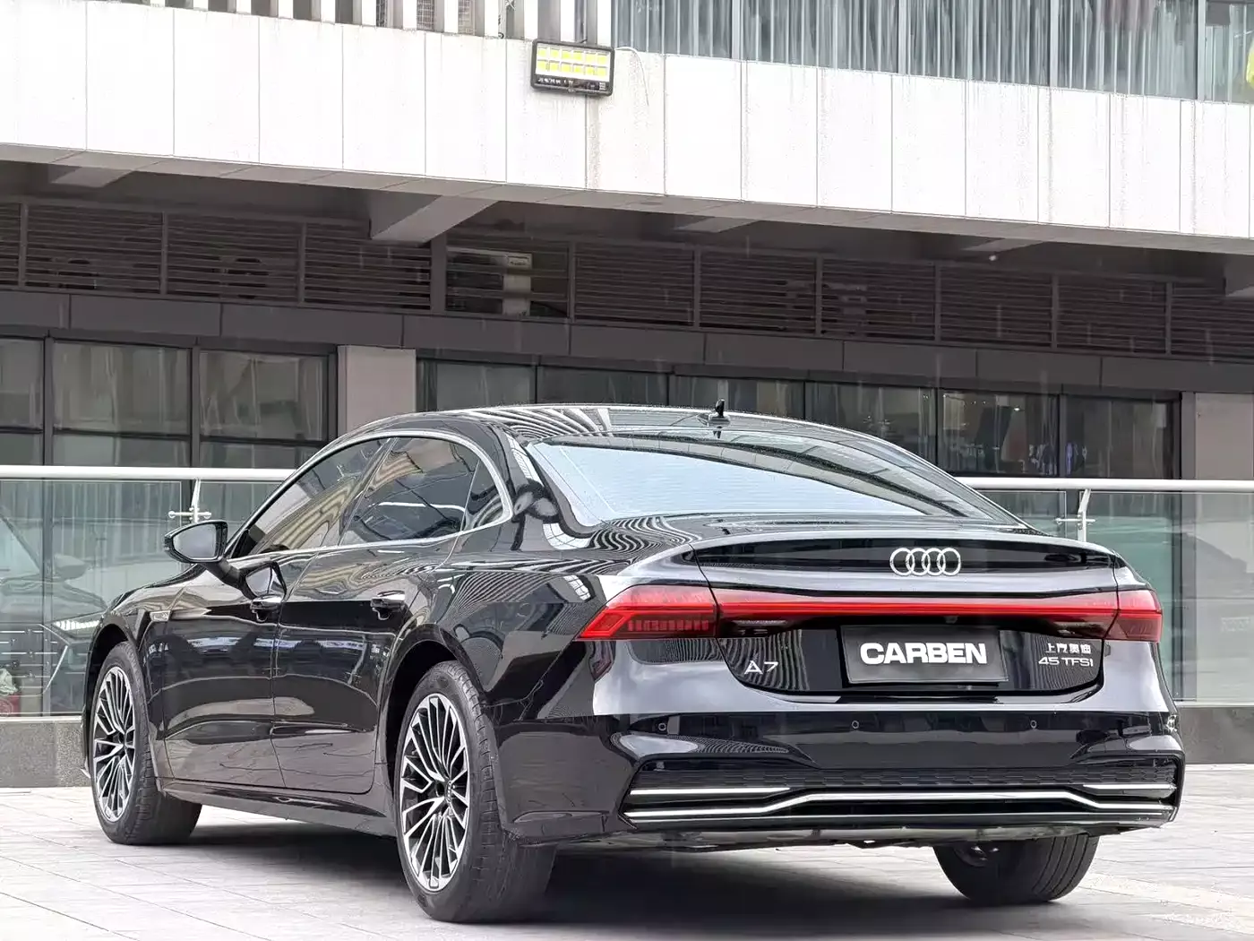 Audi A7L 2024 45TFSI S-line Dream Edition Crystal Package фото 13