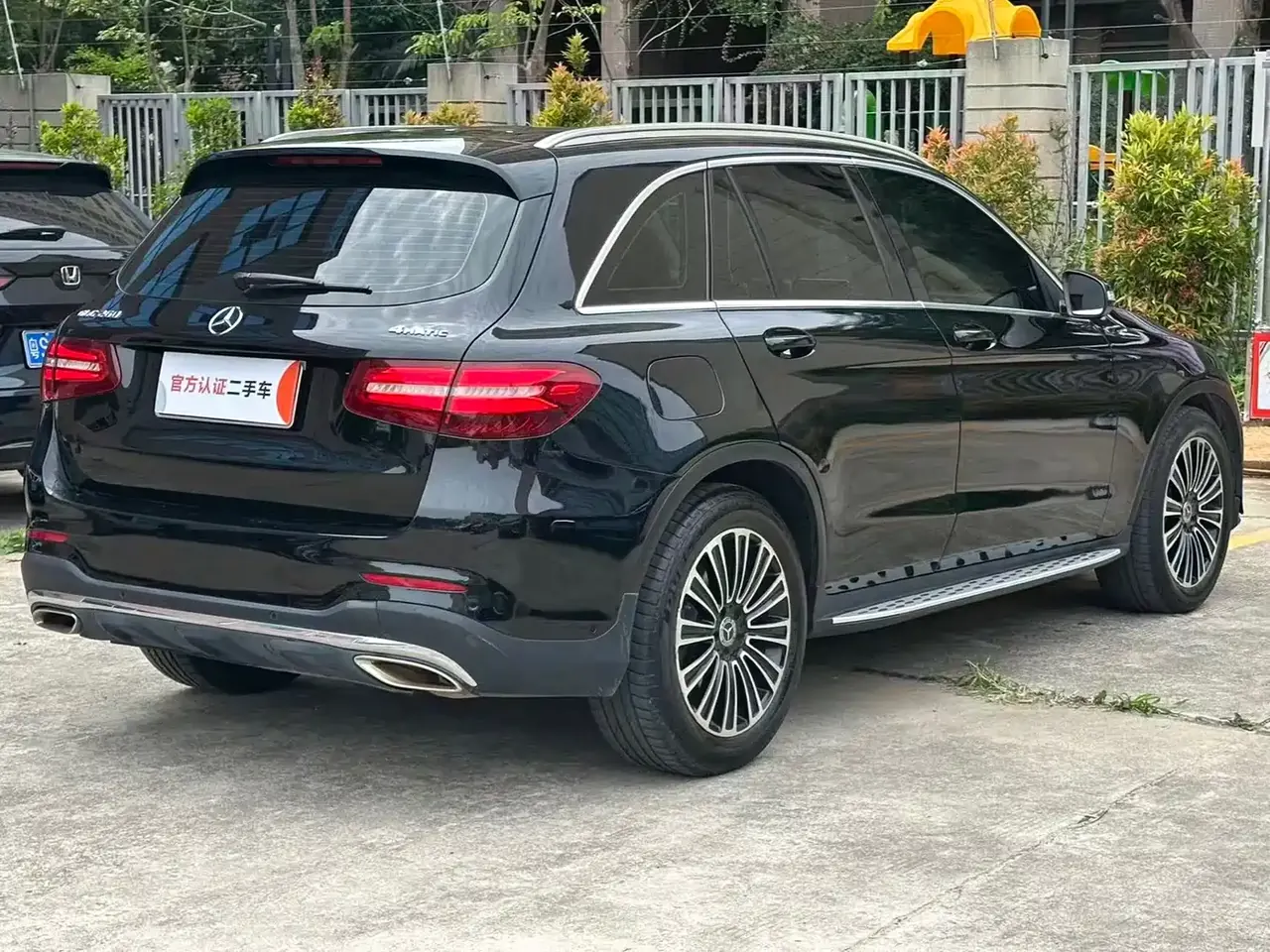 Mercedes-Benz GLC 2018 GLC 260 4MATIC Dynamic фото 9