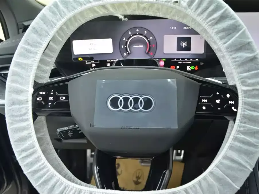 Audi Q5L 2026 Model Base Version фото 9