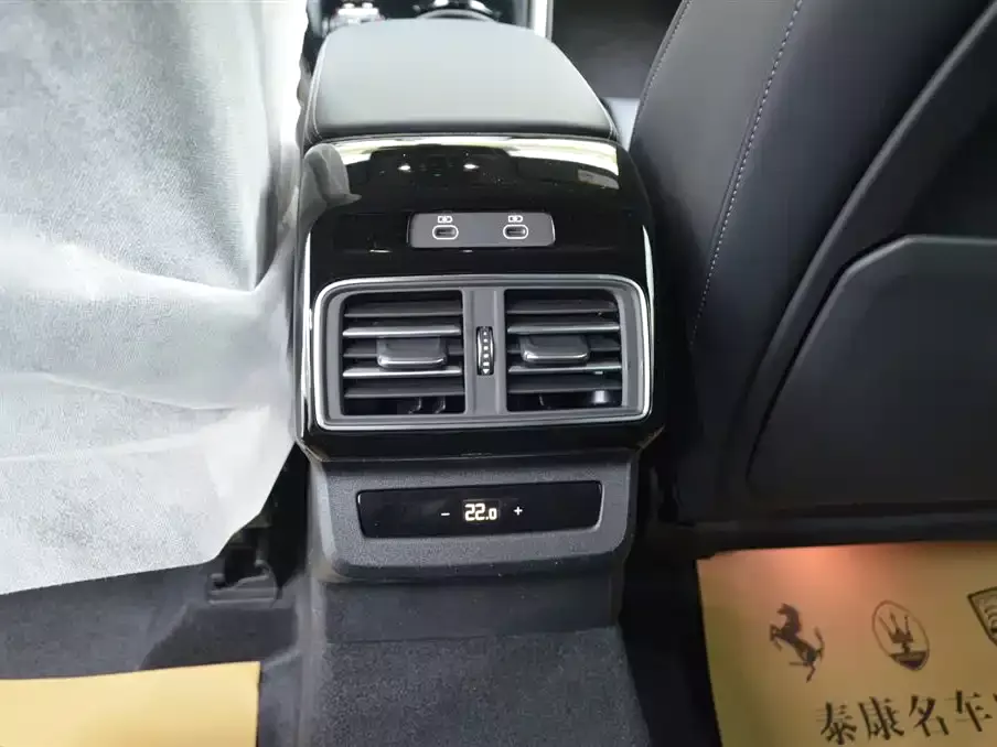 Audi Q5L 2026 Model Base Version фото 14