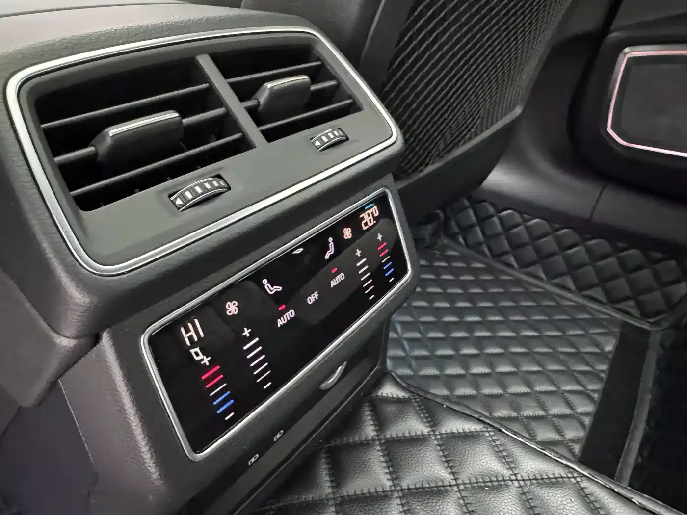 Audi A6L 2019 45 TFSI Premium Dynamic фото 13