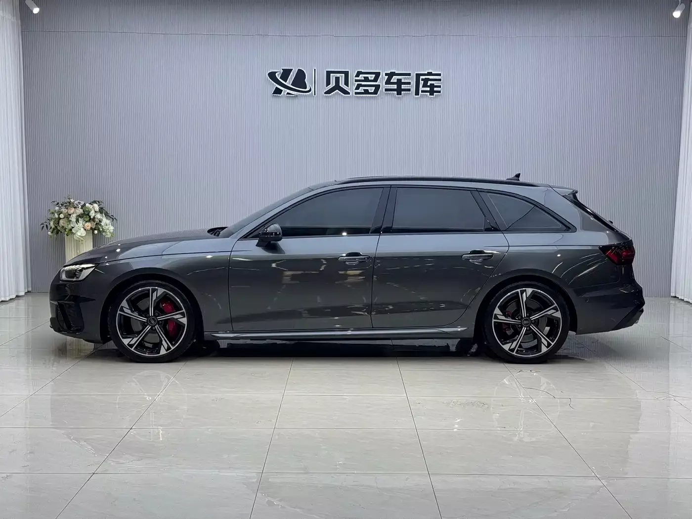 Audi S4 2024 S4 Avant 3.0TFSI фото 3