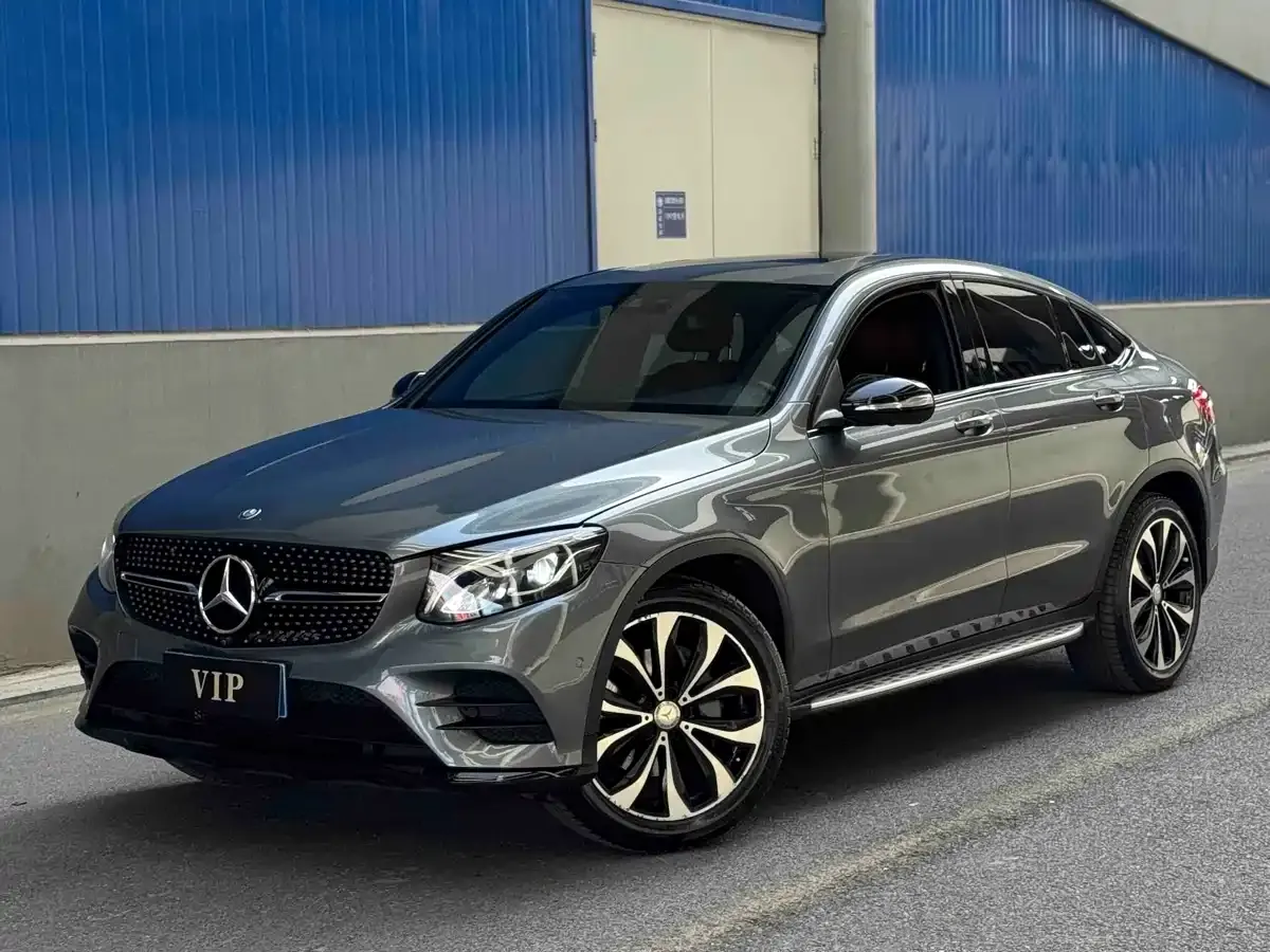 Mercedes-Benz GLC Coupe 2017 GLC 260 4MATIC Coupe SUV