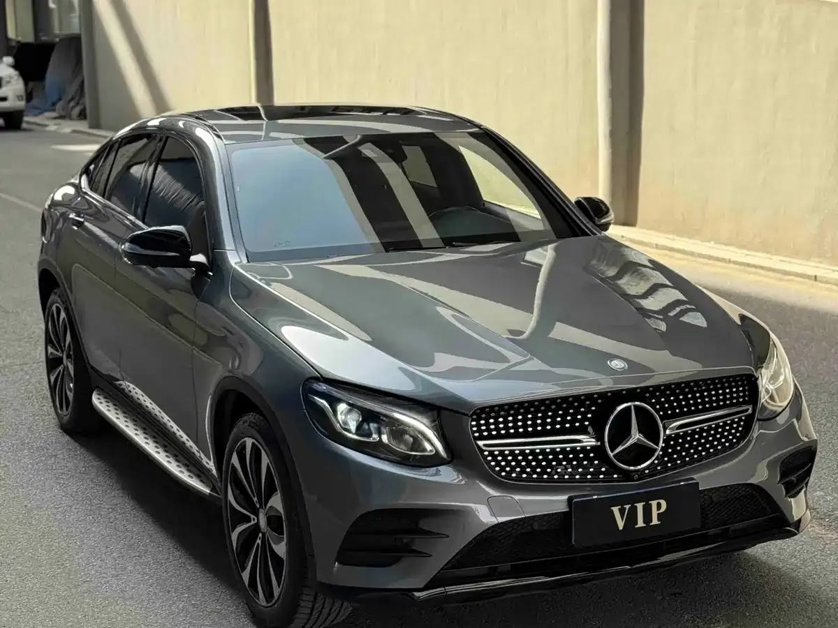 Mercedes-Benz GLC Coupe 2017 GLC 260 4MATIC Coupe SUV фото 3