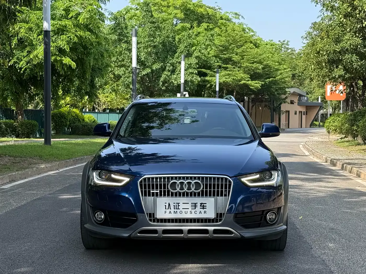 Audi A4 (Import) 2014 40 TFSI allroad quattro plus фото 2