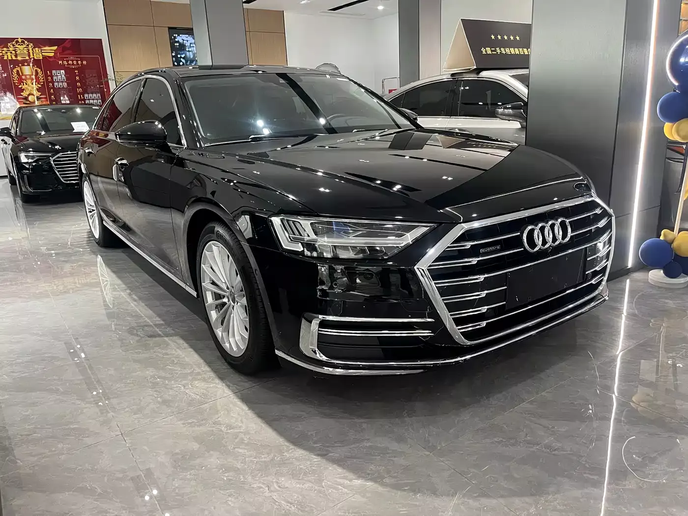 Audi A8 2018 A8L 55 TFSI quattro Launch Premium фото 3