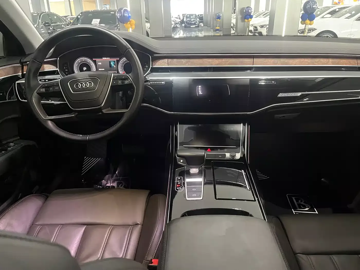 Audi A8 2018 A8L 55 TFSI quattro Launch Premium фото 6
