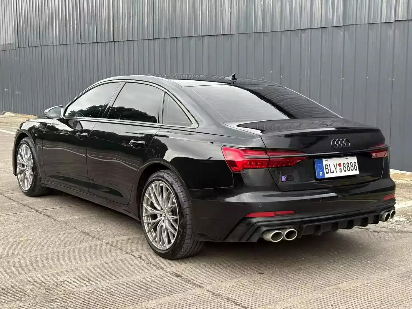 Audi A6L 2025 45 TFSI quattro Premium Sport фото 10