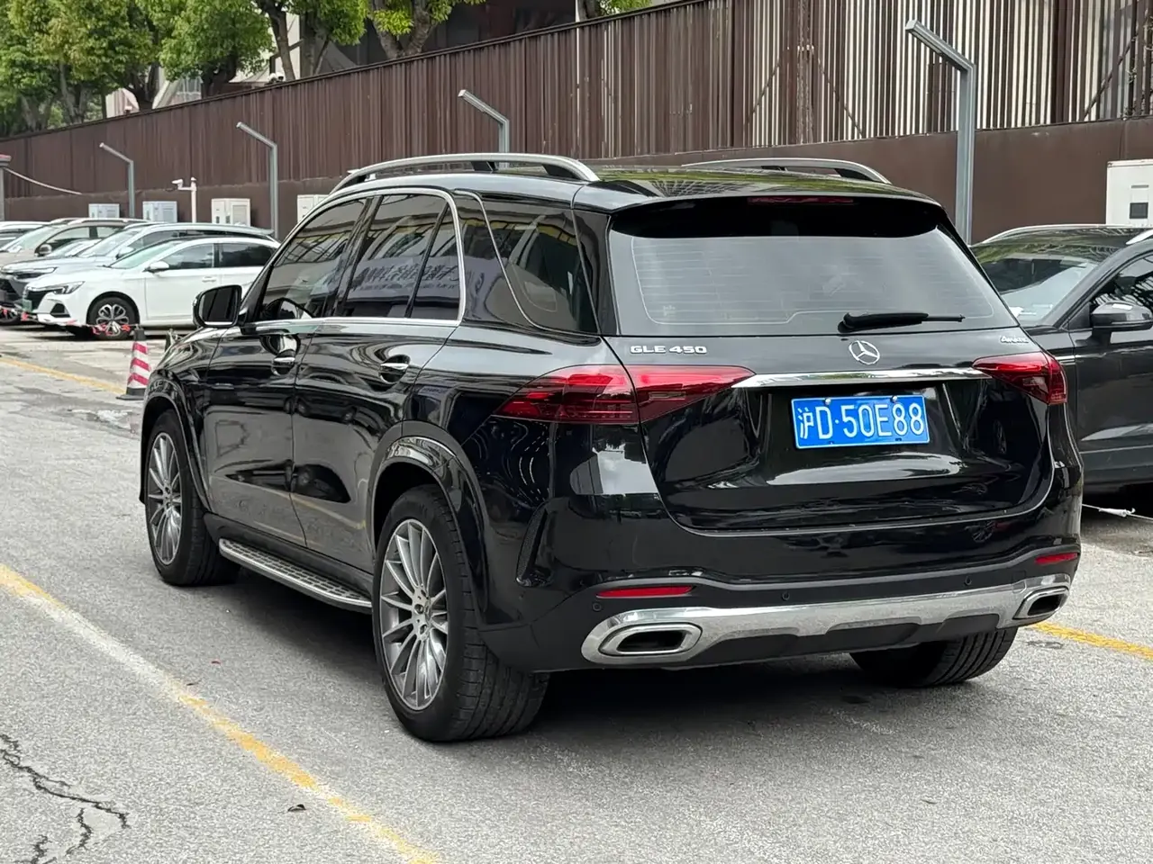 Mercedes-Benz GLE 2024 GLE 450 4MATIC Luxury фото 3