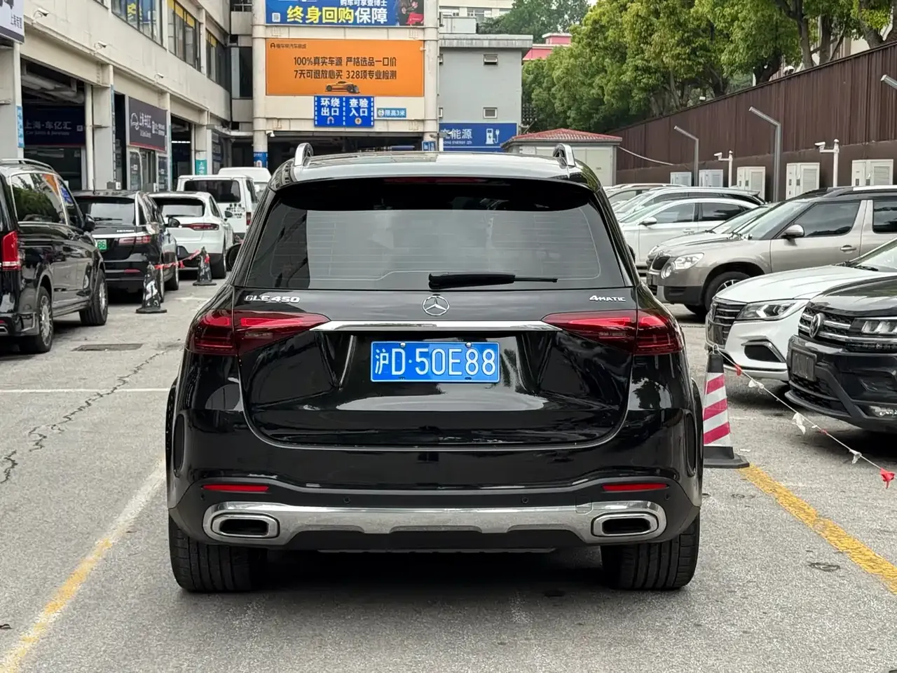 Mercedes-Benz GLE 2024 GLE 450 4MATIC Luxury фото 4
