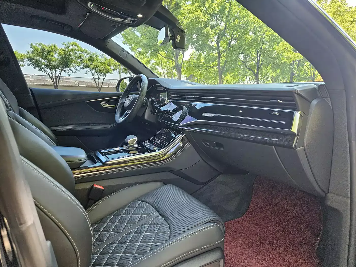 Audi Q8 2023 55 TFSI Premium Sport фото 9
