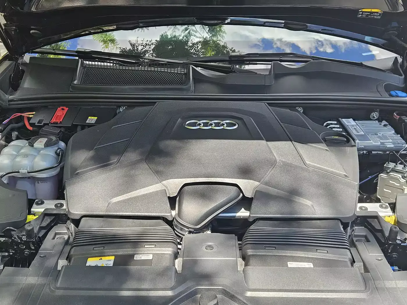 Audi Q8 2023 55 TFSI Premium Sport фото 20