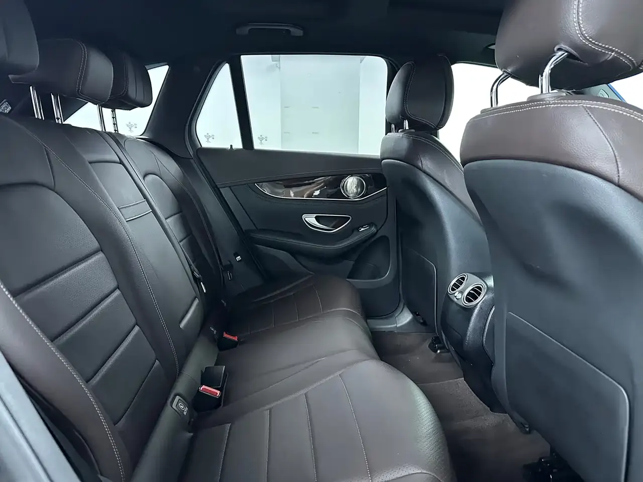 Mercedes-Benz GLC 2018 GLC 260 4MATIC Luxury фото 14