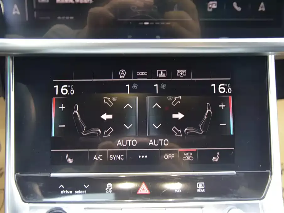 Audi A6L 2025 55 TFSI quattro Exclusive Sport фото 9