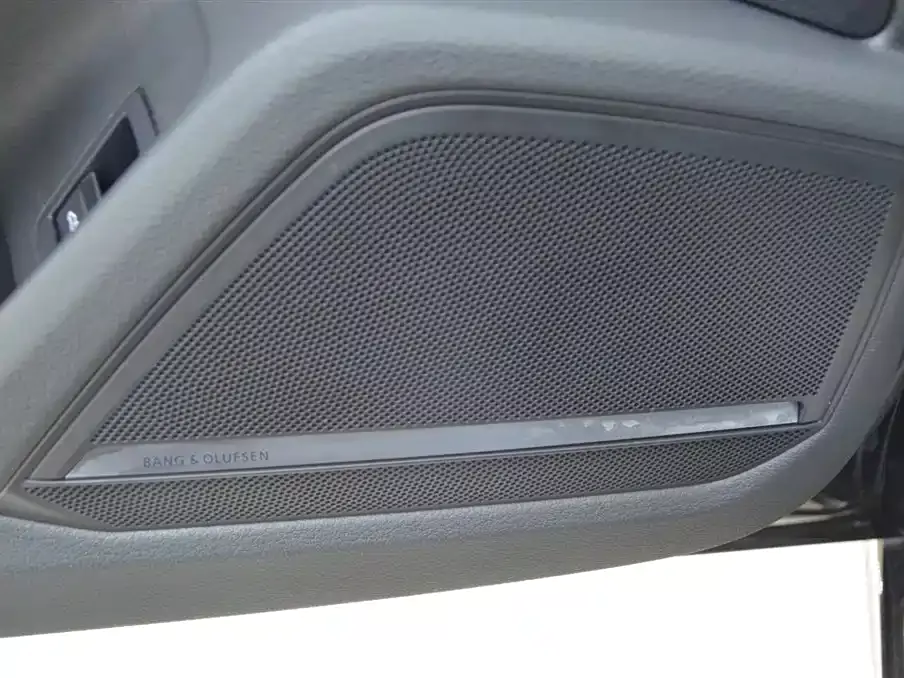 Audi A6L 2025 55 TFSI quattro Exclusive Sport фото 13