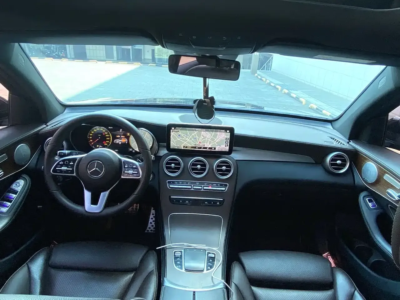 Mercedes-Benz GLC 2021 GLC 300 L 4MATIC Sporty фото 7