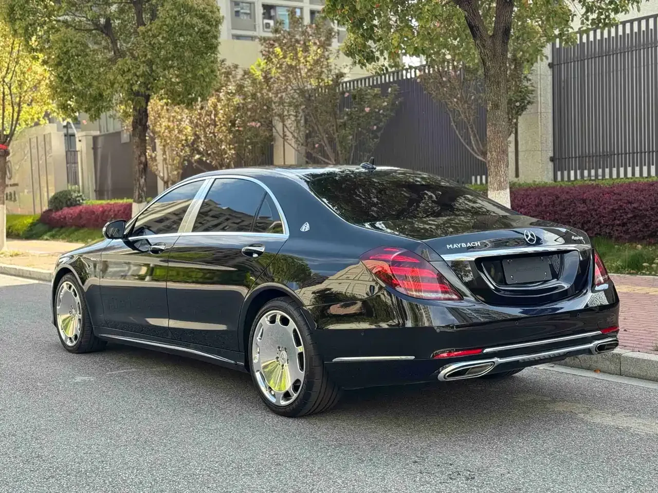 Mercedes-Benz S-Class 2020 S 450 L 4MATIC Collector's Version фото 16