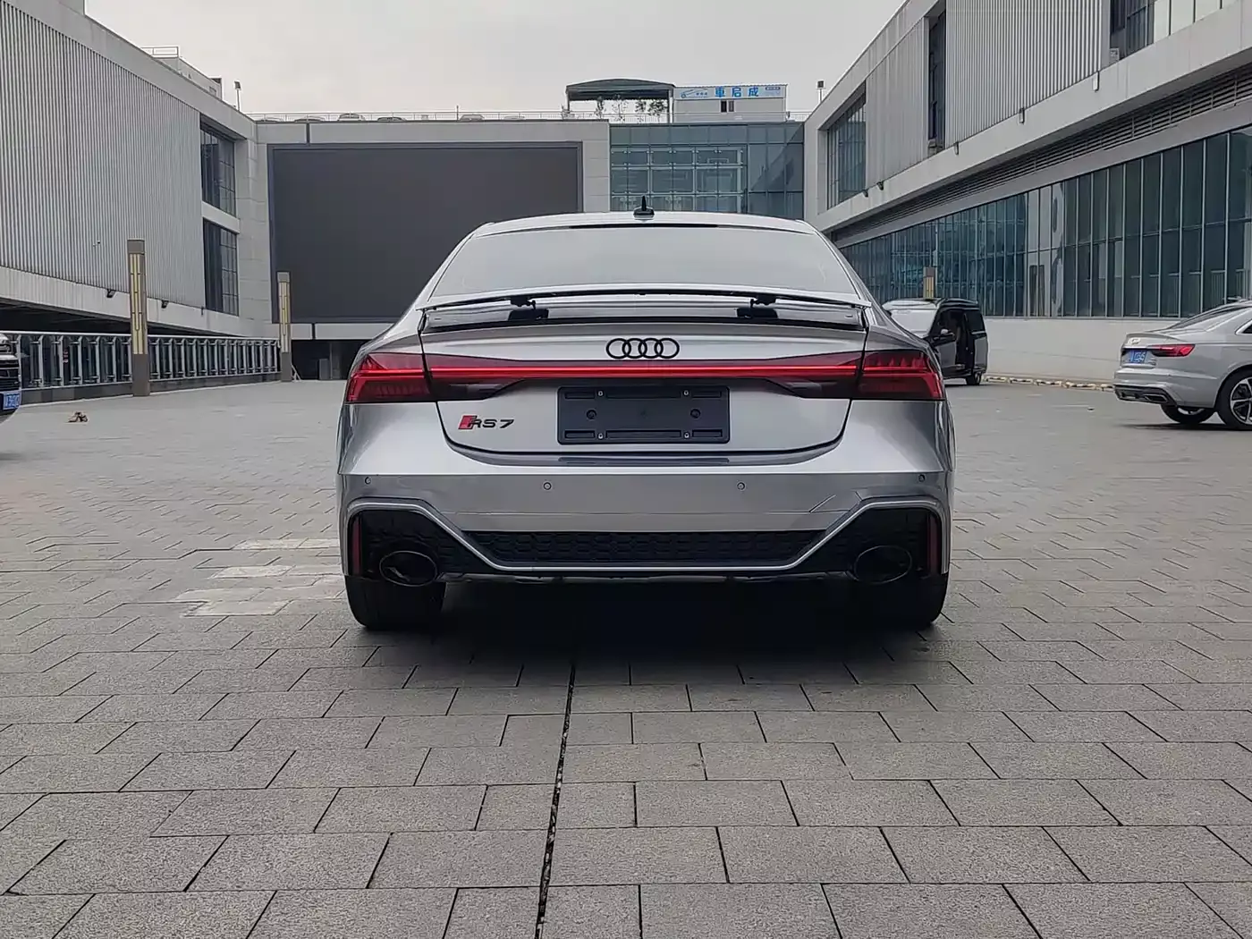 Audi A7 2024 45 TFSI Premium Selection фото 18
