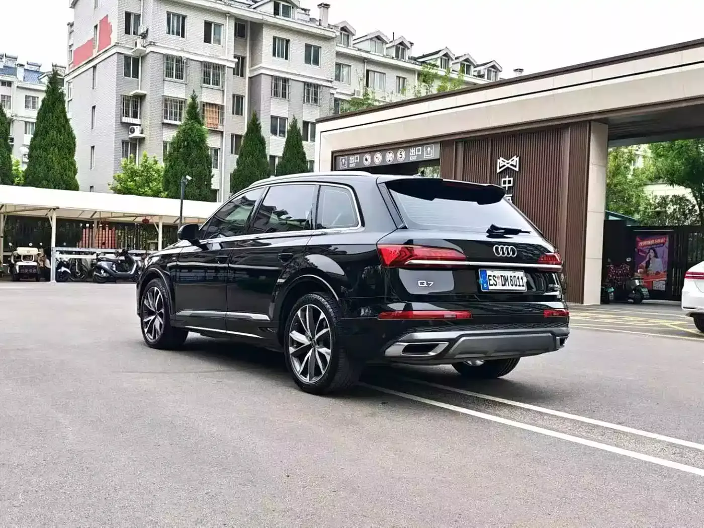 Audi Q7 2021 55 TFSI quattro S line Sport фото 7